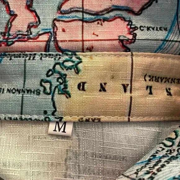 Misslook Map Of  The World Long Sleeve Button Down Blouse Size Medium - Picture 8 of 8